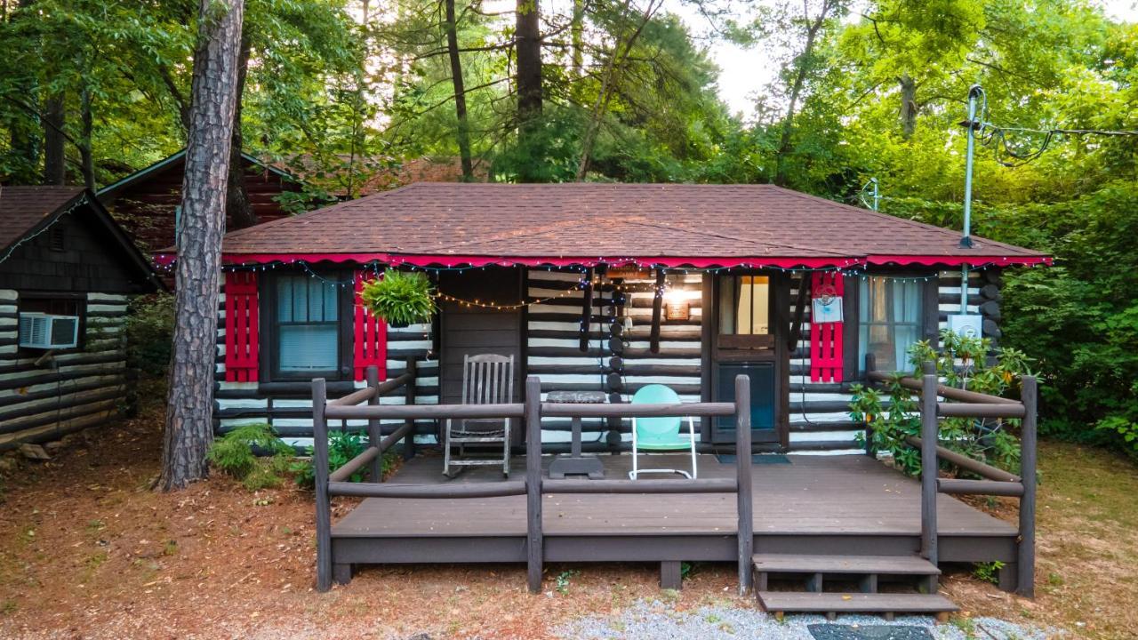Log Cabin Motor Court Asheville Luaran gambar