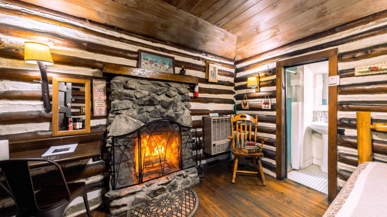 Log Cabin Motor Court Asheville Luaran gambar