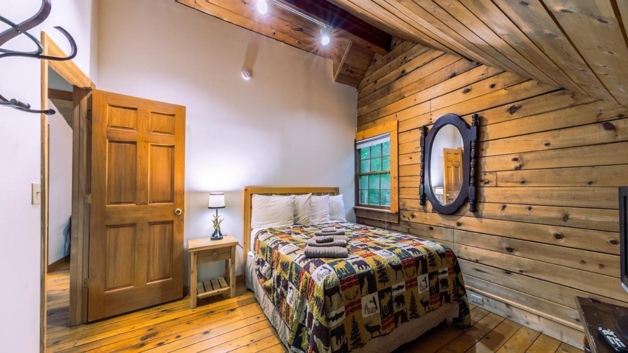 Log Cabin Motor Court Asheville Luaran gambar