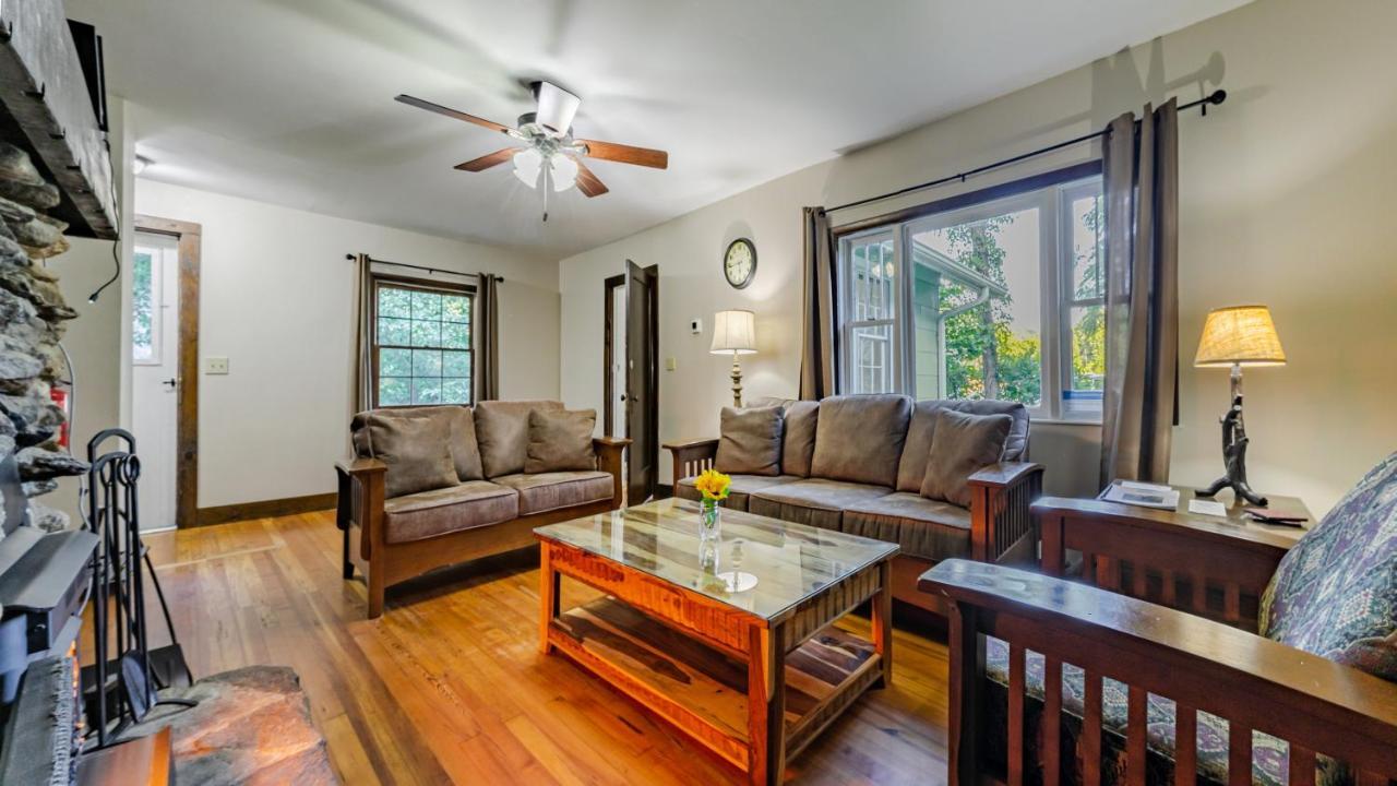 Log Cabin Motor Court Asheville Luaran gambar